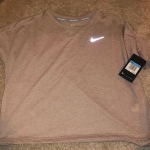 womens NWT short sleeve nike dry fit running shirt